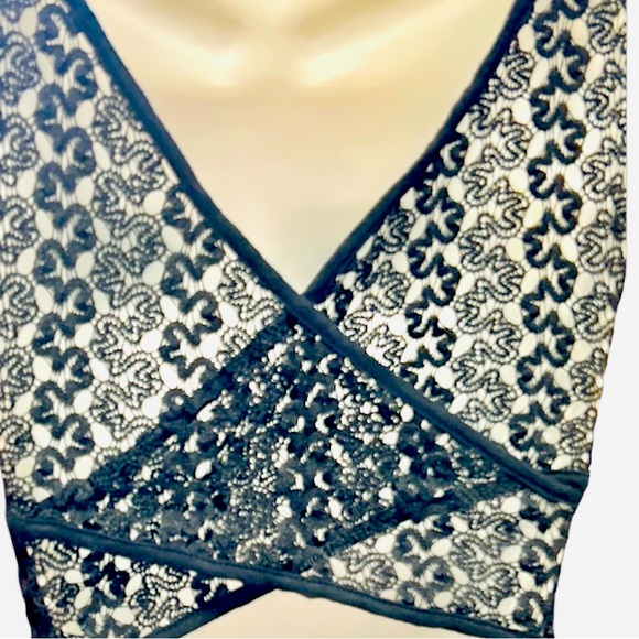 Knit Mesh Maxi Dress Black full length crew neck open back - Picture 3 of 4